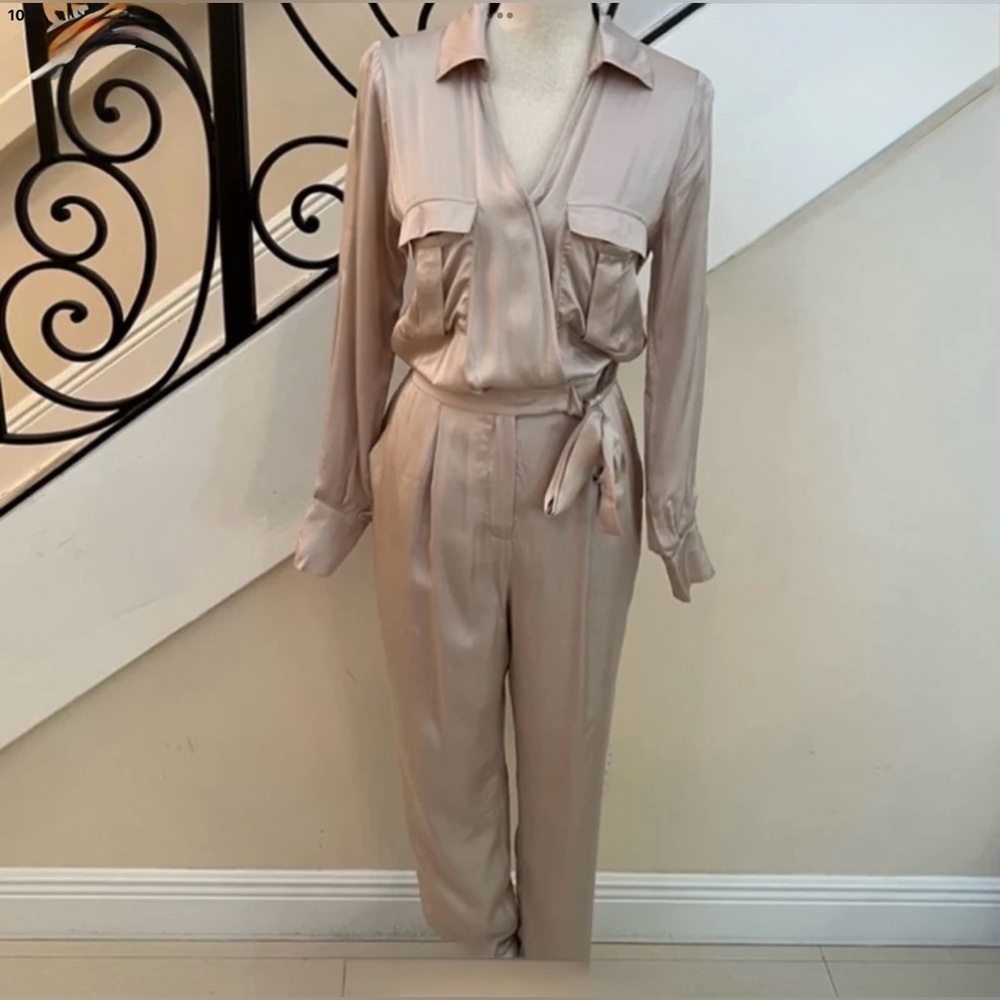 NWT - Adelyn Rae Satin Long Sleeve Jumpsuit in Nude size XS oversized